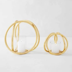 Trinity Pillar Holder