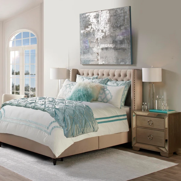 Harlow Perfume Bottle 7 Harlow Perfume Bottle - Image 5